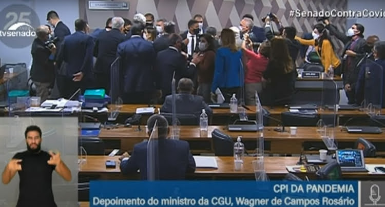 Ministro da CGU chama senadora Simone Tebet de descontrolada; sessão da CPI é encerrada