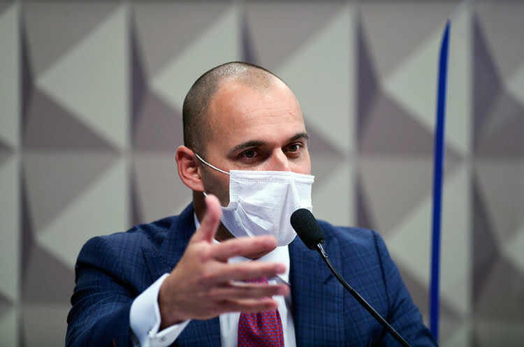 CPI: Diretor da Prevent Senior diz que ex-médicos ‘furtaram dados’ de pacientes