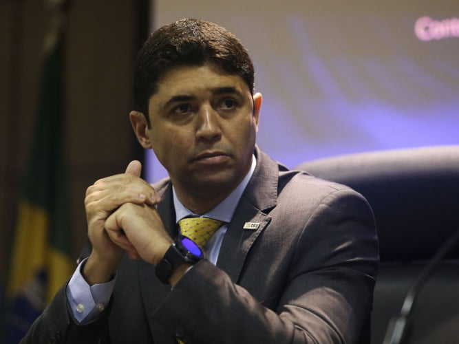 Rosário diz que CGU foi acionada sobre caso Precisa apenas em agosto deste ano