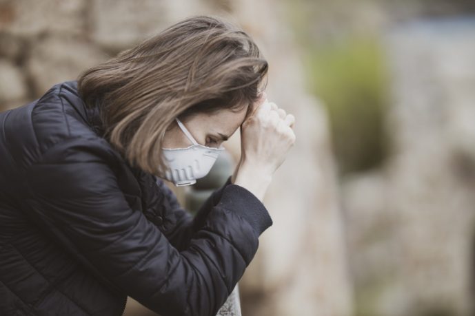 ‘Sofrimento global’ faz buscas por ajuda emocional e prevenção ao suicídio aumentarem