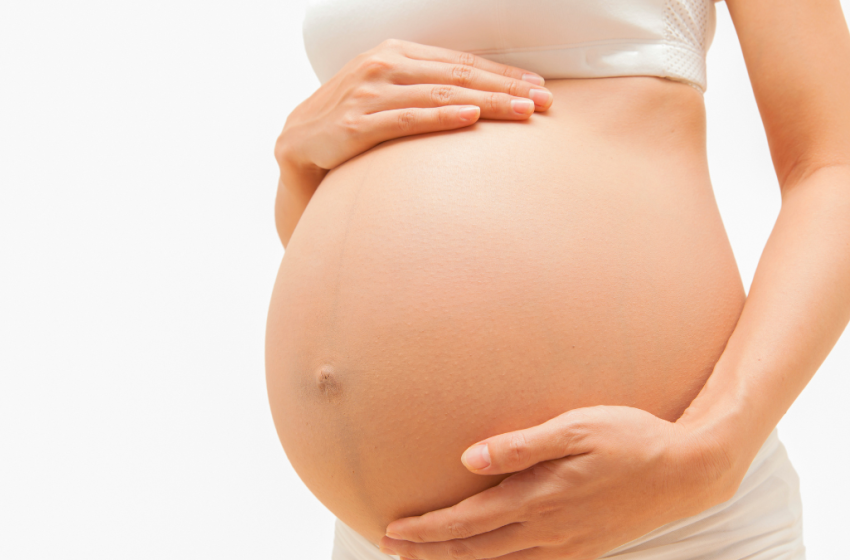  Descobrindo o bebê no trabalho de parto: grávidez silenciosa, já ouviu falar?