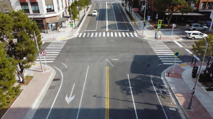 Aldo Vendramin destaca como planejar ruas mais seguras na infraestrutura viária.