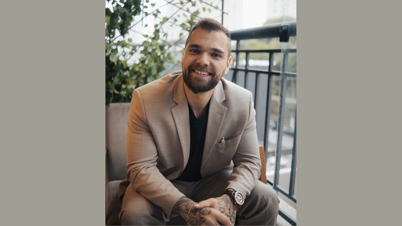 O corpo consegue prever períodos de escassez? Lucas Peralles revela por que a evolução ainda influencia nossa alimentação Lucas Peralles